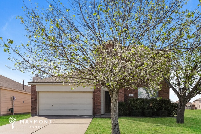 Building Photo - 2214 Sumac Dr