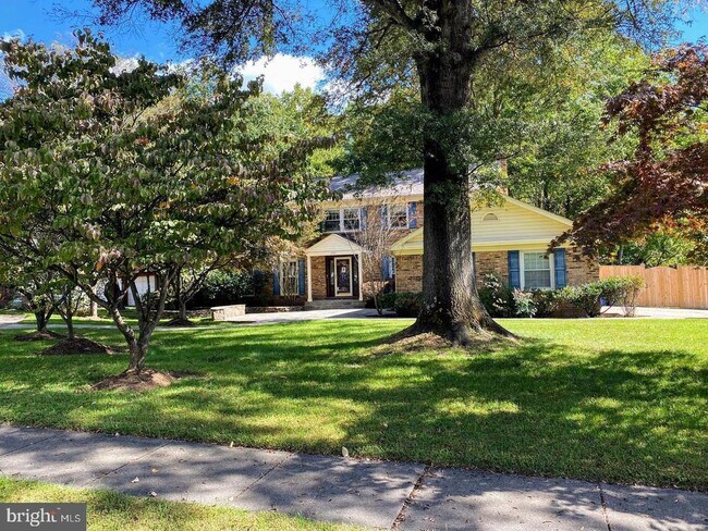 Foto del edificio - 3707 Moss Brooke Ct