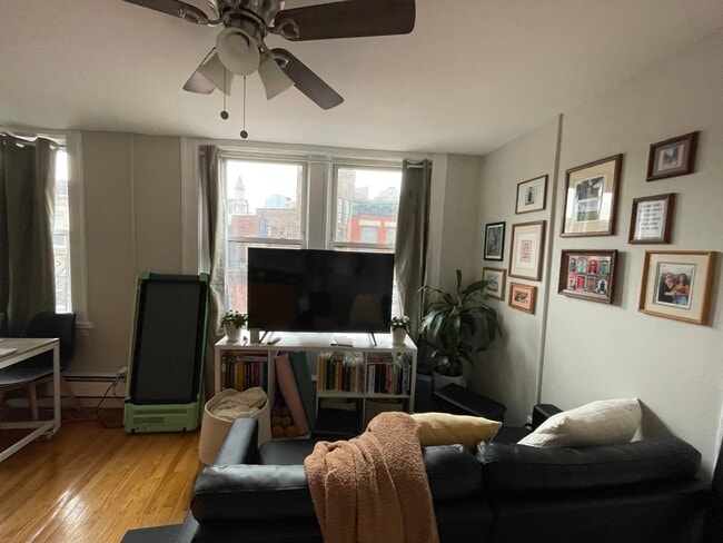 Building Photo - 42 Peterborough St