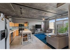 Building Photo - 730 N 4th St