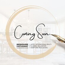 Building Photo - 130 S Middle Neck Rd