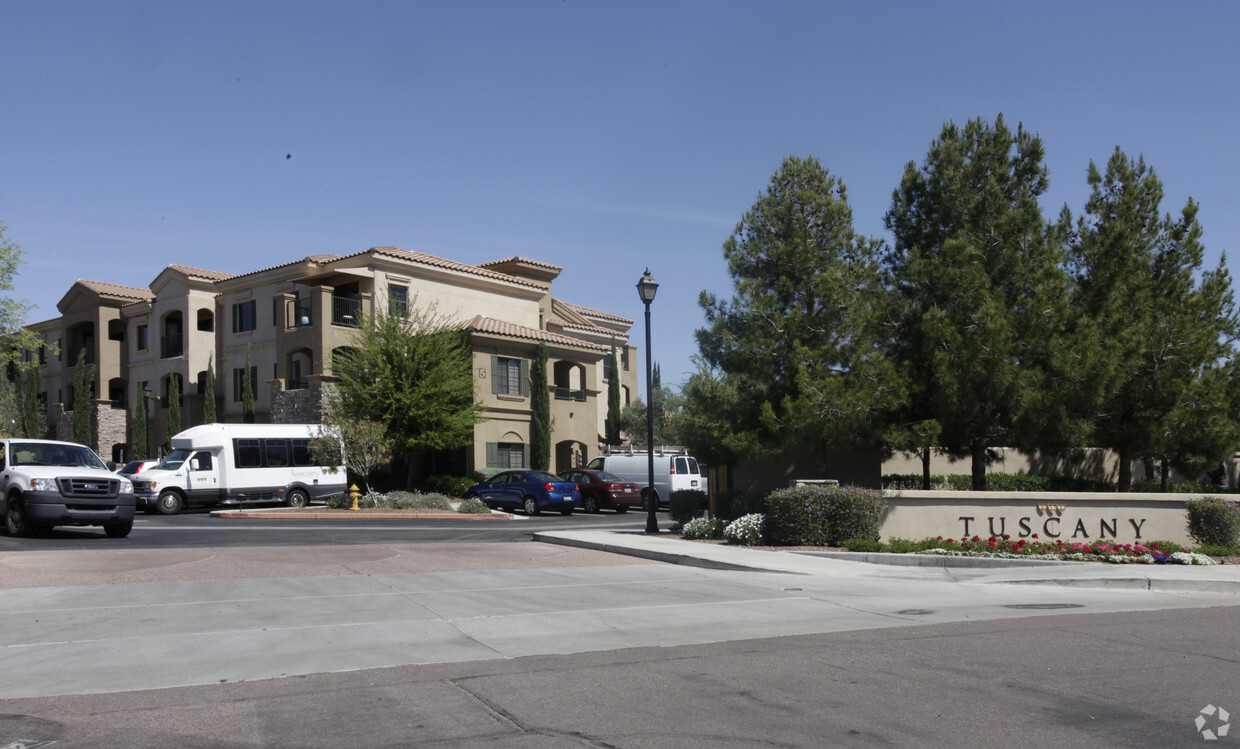 Primary Photo - Tuscany at McCormick Ranch