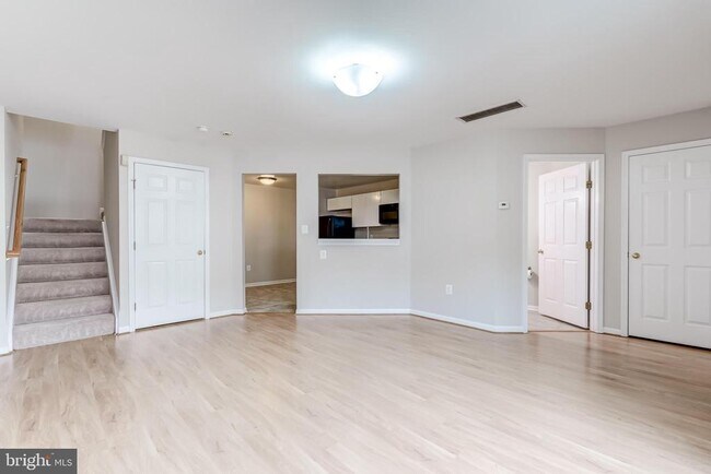 Foto del edificio - 9225 Cardinal Forest Ln