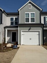 Building Photo - 941 Poets Walk Rd