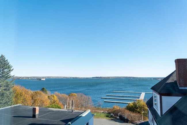 Building Photo - 17 Eastern Promenade