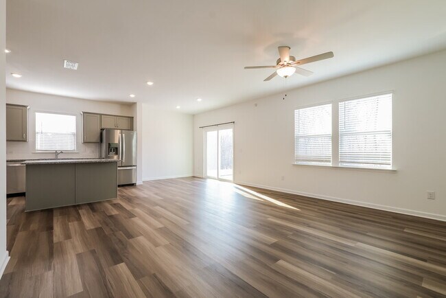 Foto del edificio - 3130 Whitman Ct