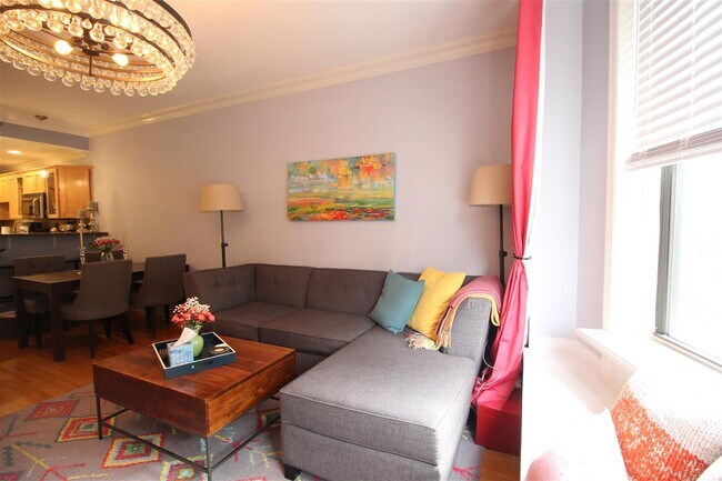 Foto del edificio - 1208 Washington St