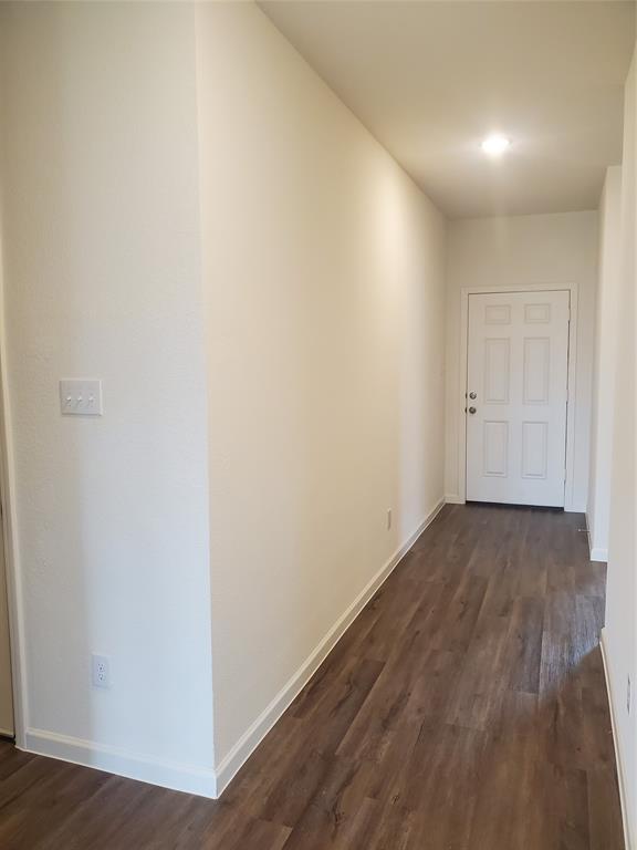 Foto del edificio - 712 Peach Tree Ln