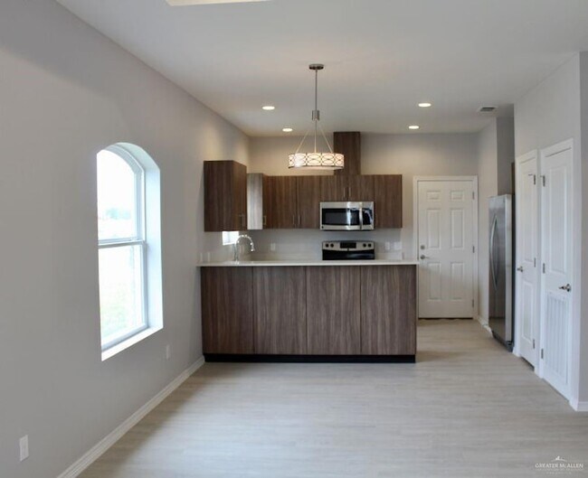 Foto del edificio - 1901 Jackson St