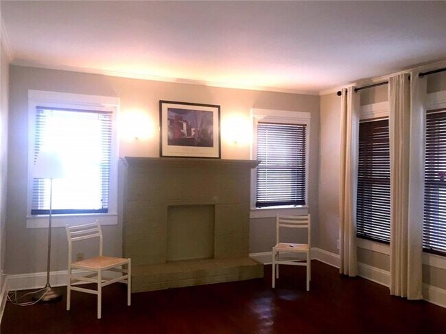 Foto del edificio - 766 Valley Brook Rd
