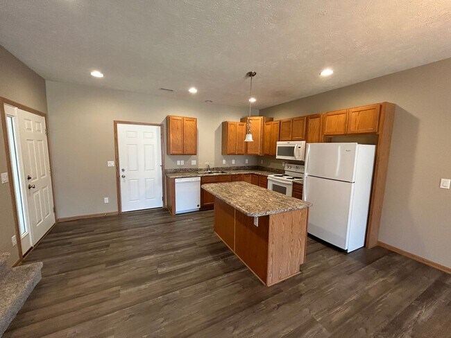 Foto del edificio - 5976 Haswell Pl