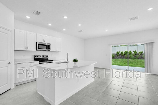 Building Photo - 3023 Novara Ln