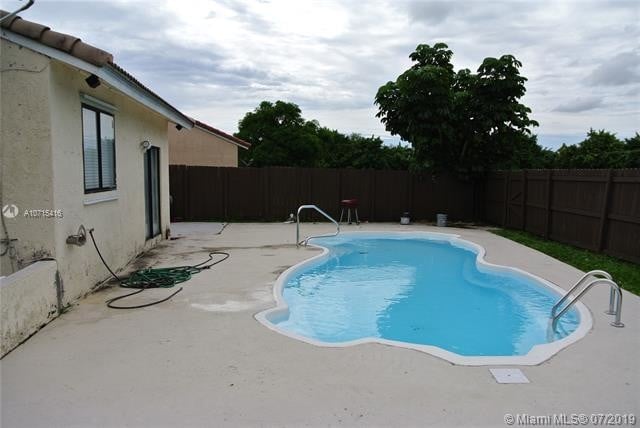 Building Photo - 6381 Country Fair Cir