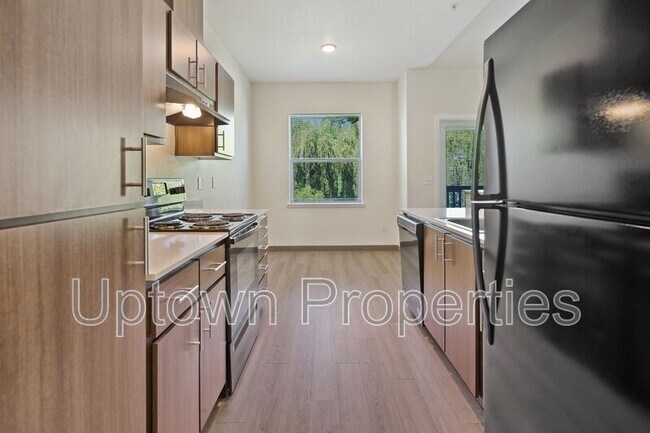 Building Photo - 2655 NE 205th Ave