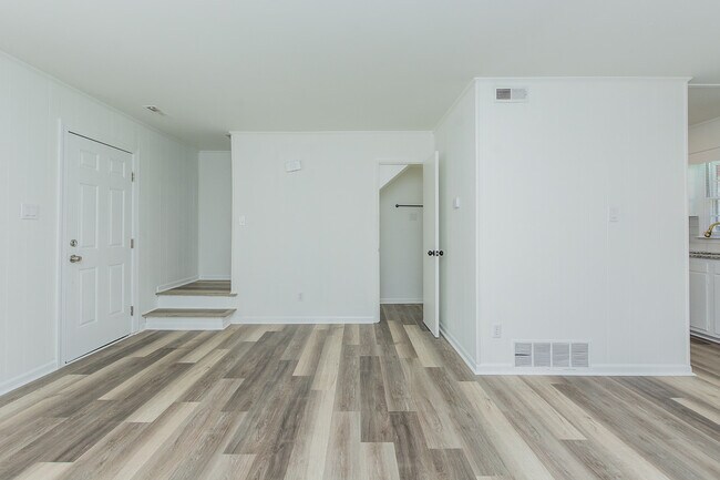 Foto del edificio - 200 Greenbriar Rd