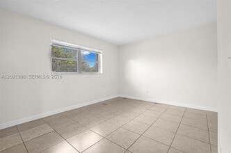 Building Photo - 400 NW 65th Terrace