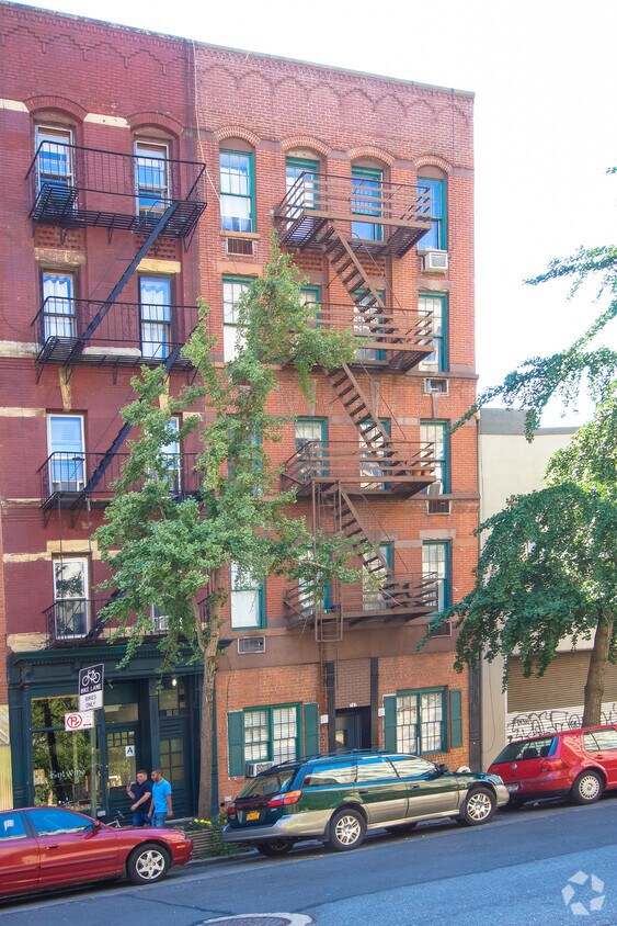 Foto del edificio - 763 Washington St