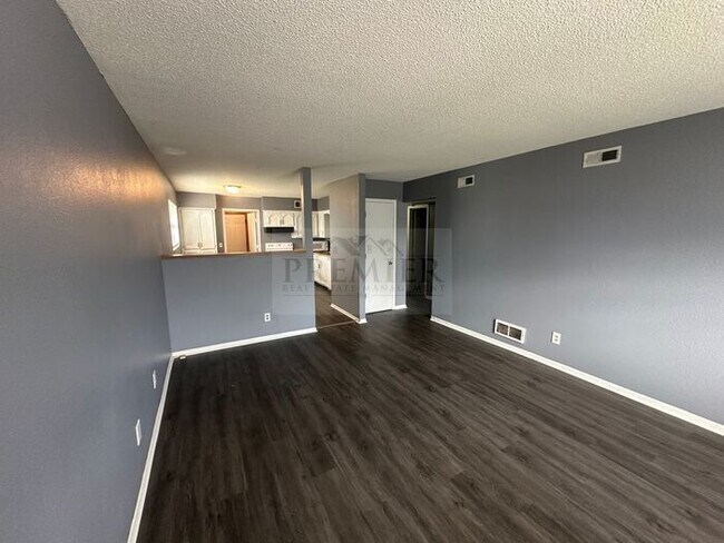 Foto del edificio - 305 N 3rd St