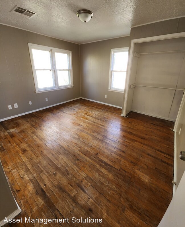 Foto del edificio - 3 br, 1.5 bath House - 4629 SE 20th St.