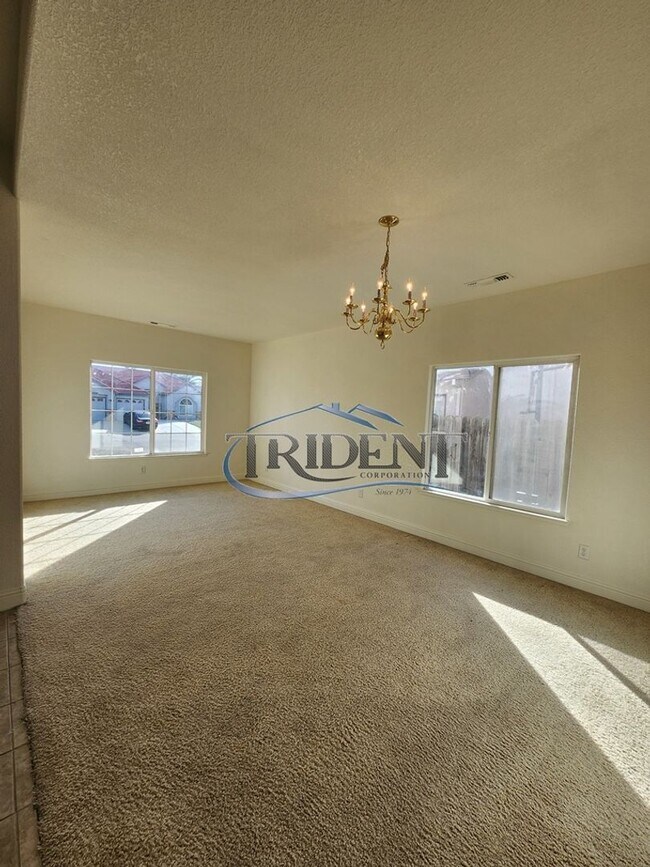 Foto del edificio - 4 bedroom 2 bath locaded in a cultisac