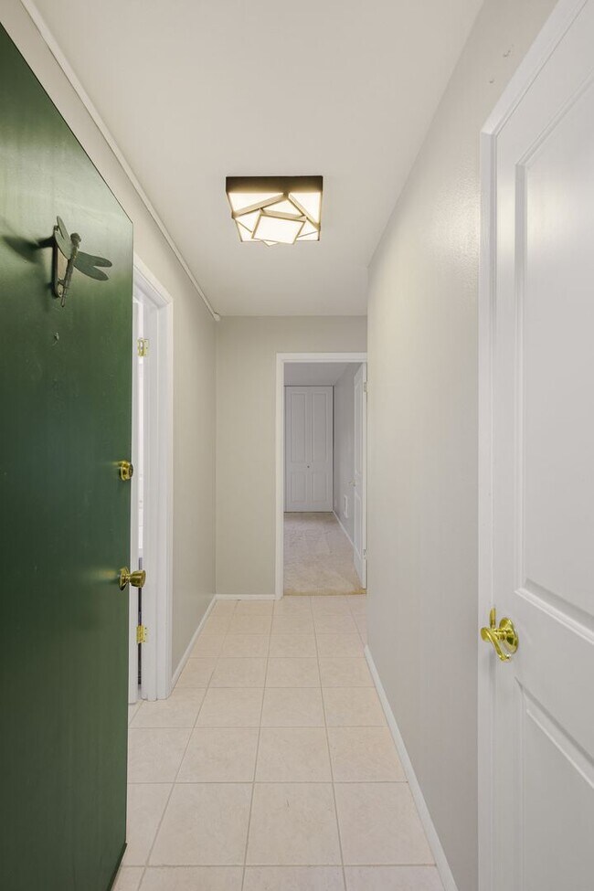 Foto del edificio - 922 100th Ave NE