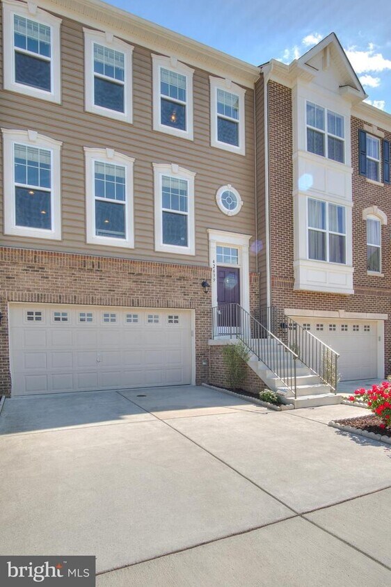 42639 Oak Pk Sq, Ashburn, VA 20148 Townhome Rentals in Ashburn VA