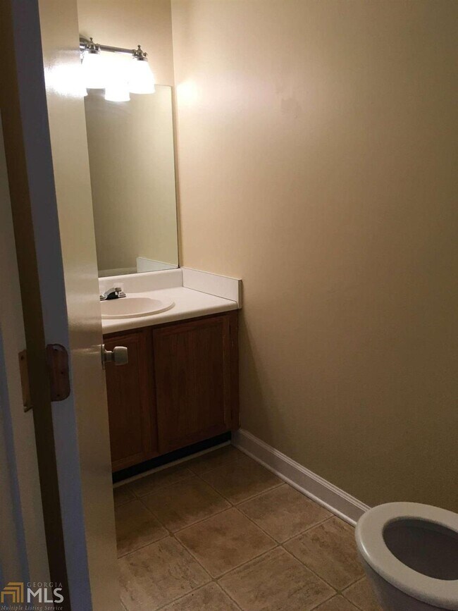 Foto del edificio - 6366 Jasper Ct
