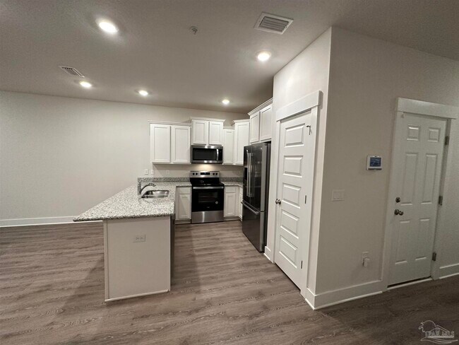 Foto del edificio - 1542 Iroquois Ct