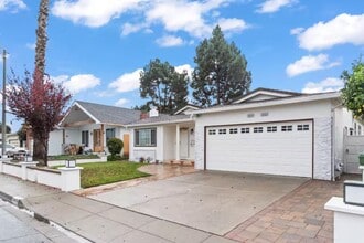 Building Photo - 39453 Blue Fin Way
