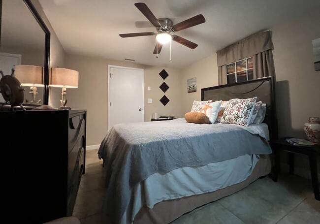 Foto del edificio - 3347 Lighthouse Point Ln