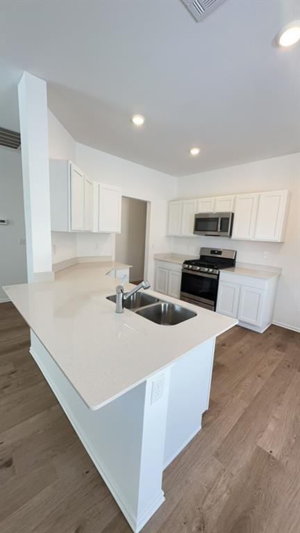 Foto del edificio - 16204 Harvester Dr