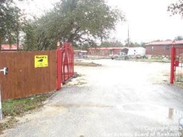  - 15350 Cranes Mill Rd