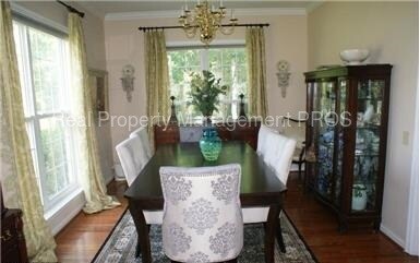 Building Photo - 14963 Chicory Ct