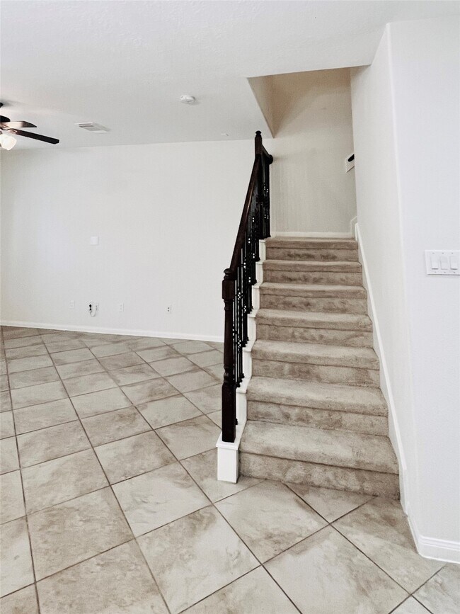 Building Photo - 133 E Montfair Blvd