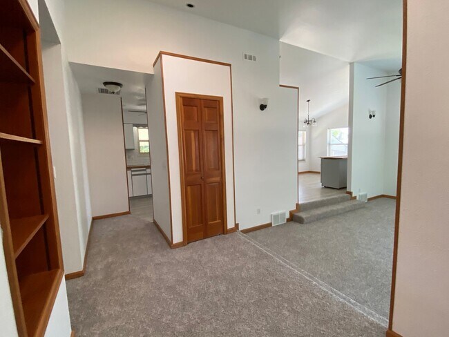 Foto del edificio - 3 Bedroom 2 Bath home