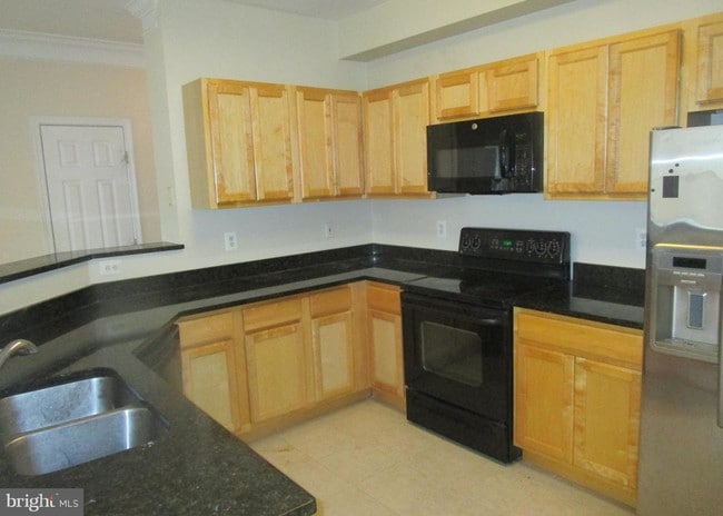 Building Photo - 1530 Spring Gate Dr.