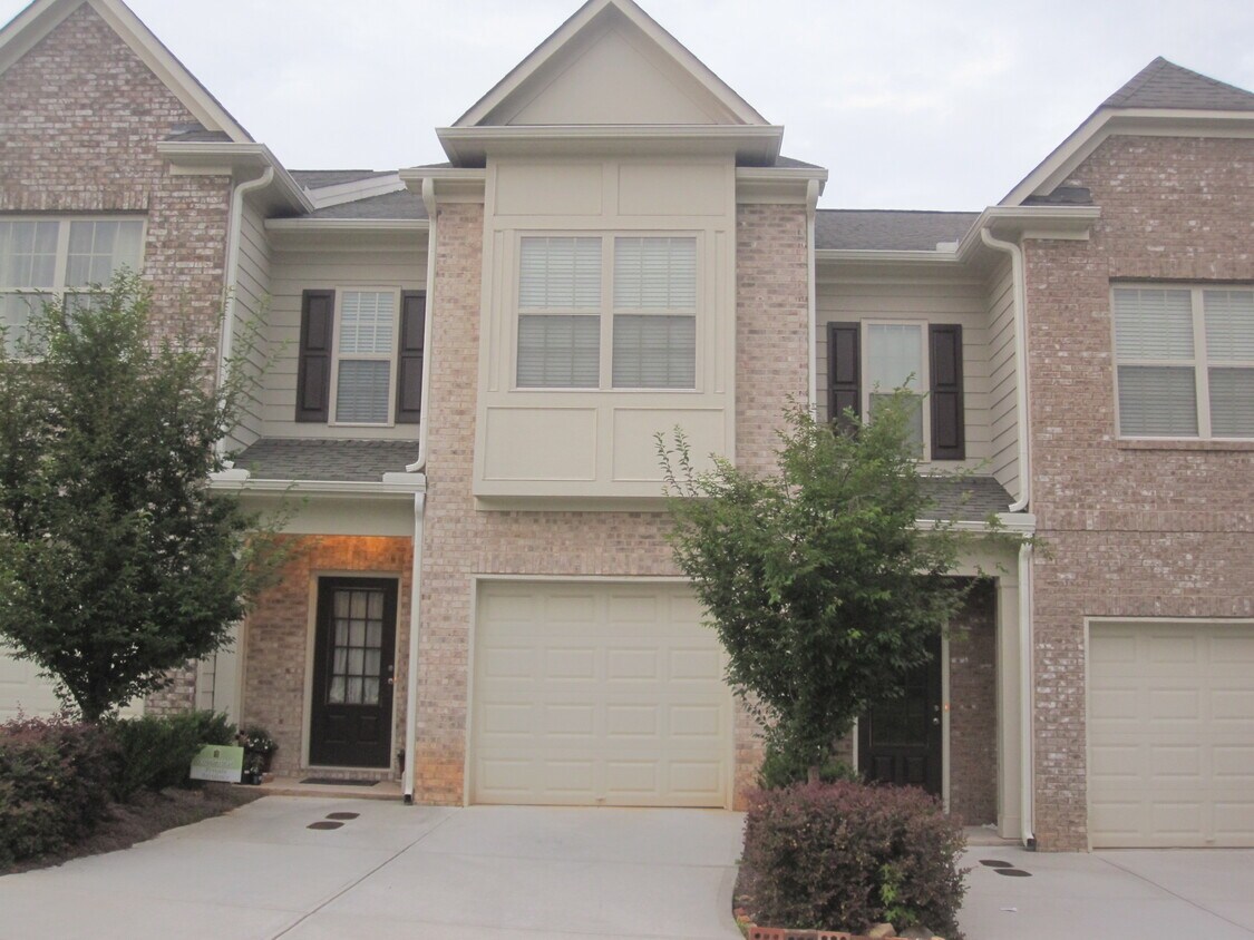 Outside View - 6992 Kingswood Run Dr