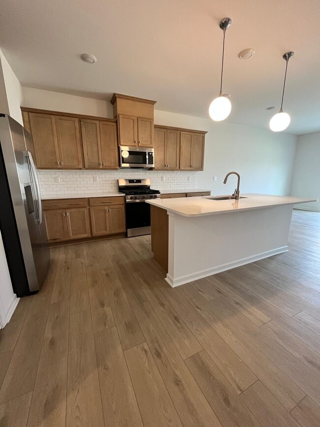 Building Photo - 2690 Yeager Dr NW