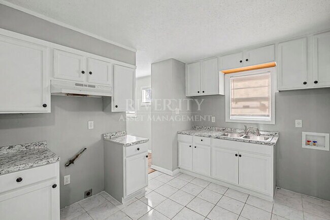 Foto del edificio - Cute 3 bedroom 1 bathroom home in Parkway Village Area!!! Section 8 Welcomed !!!