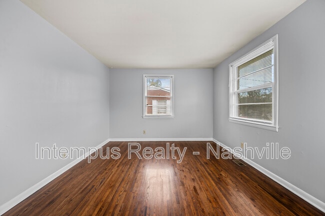 Foto del edificio - 114 Old Trinity Ln