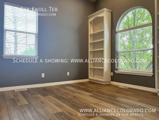 Foto del edificio - 9977 Oak Knoll Terrace