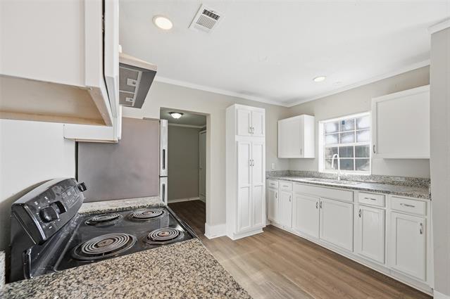 Foto del edificio - 2224 Poplar St