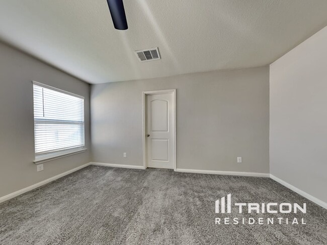 Building Photo - 1405 Breanna Ln