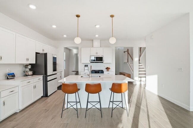 Photo - 18579 Ives Dr House