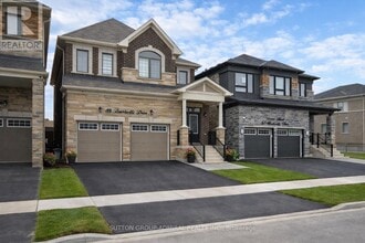 Building Photo - 65 Barkerville Dr