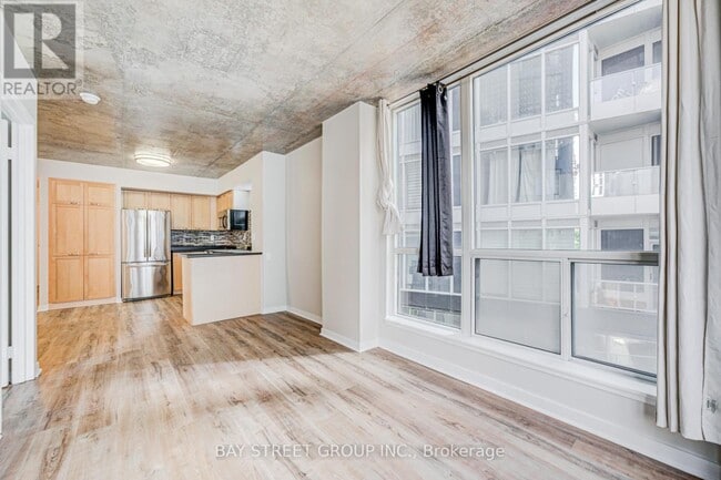 Building Photo - 75-775 Dalhousie St