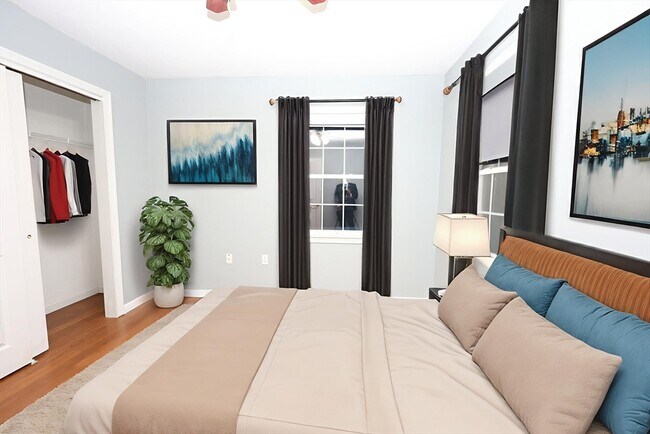 Foto del edificio - 55 Glenrose Ave
