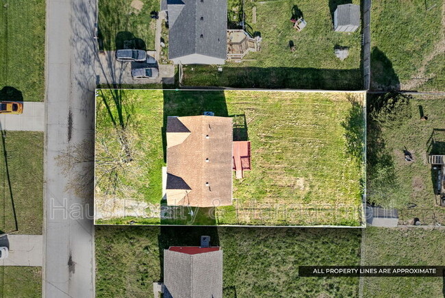 Building Photo - 521 Gainey Dr
