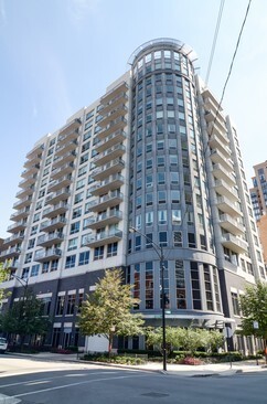 Foto principal - 421 W Huron St