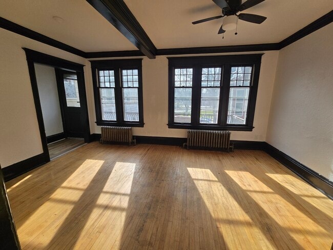 Building Photo - 1032 S 23rd St
